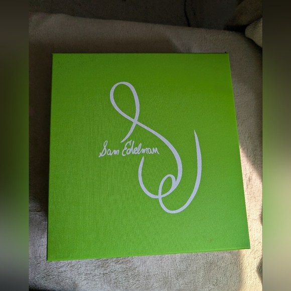 Sam Edelman Nattie platform sandals in metallic gold woven leather. - Picture 7 of 7